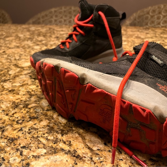 North Face JR Hedgehog Hiker II Med - Picture 2 of 5